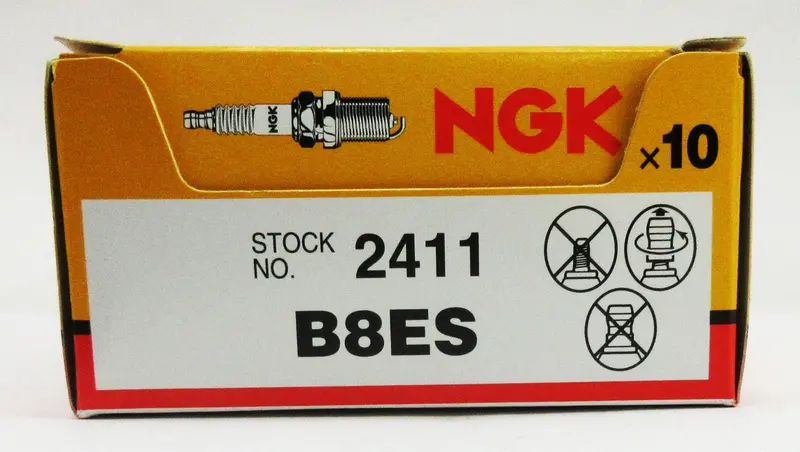 10 X B8es Ngk Spark Plugs 1