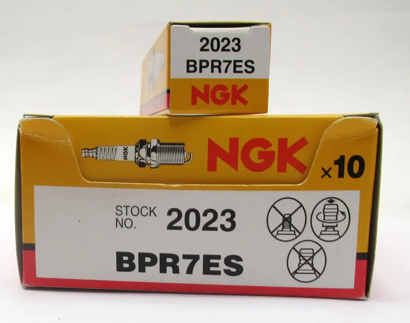 10 X Bpr7es Ngk Spark Plugs 1