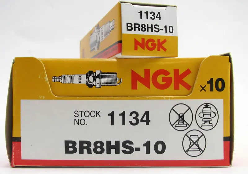 10 X Br8hs-10 Ngk Spark Plugs 1