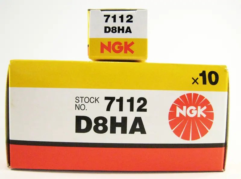 10 X D8ha Ngk Spark Plug 1