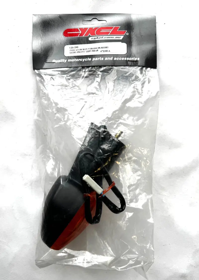 120-I99 Front Right Indicator Honda Vtr1000 1