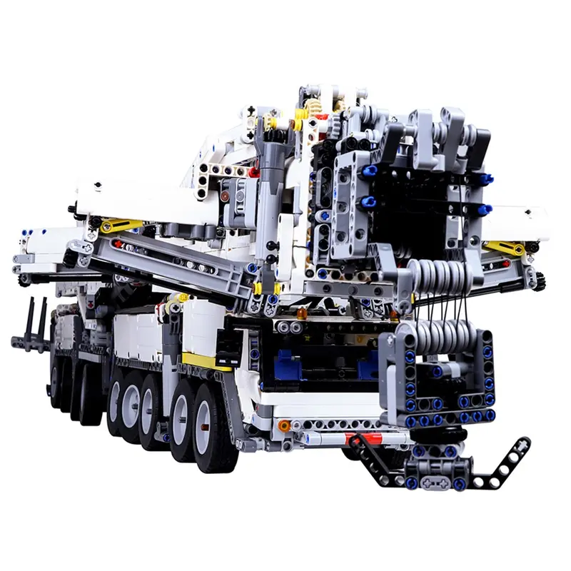 7692Pcs Moc High Level Small Particles Assembly Model Building Block Crane Gift Kit With Rc Motor With Motor And Remote Control 1