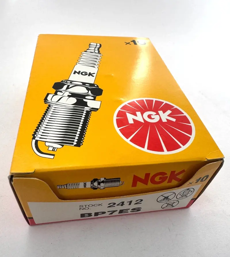 Bp7es Ngk Spark Plug (X10) 1