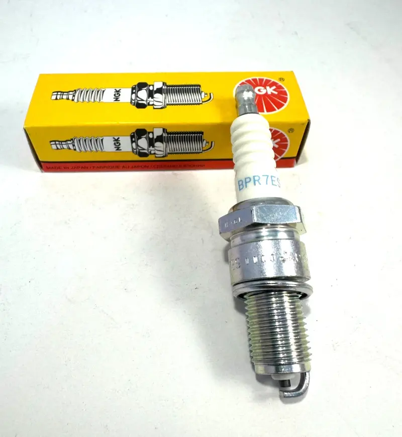 Bpr7es Ngk Spark Plugs 1