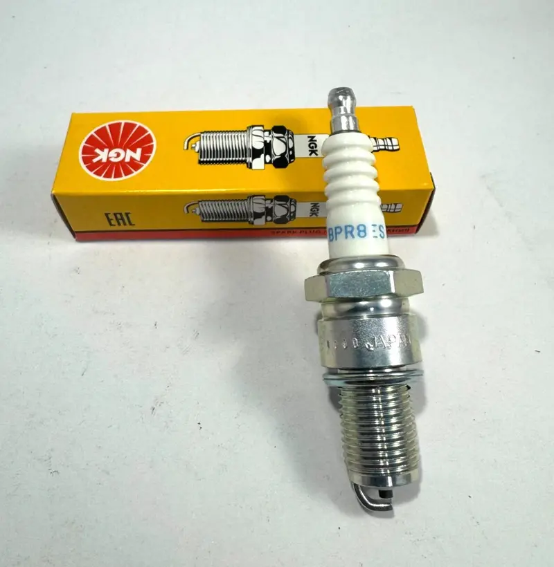 Bpr8es Ngk Spark Plug (X10) 1