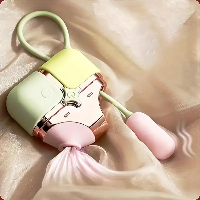 Clover 2-In-1 Discreet Sucking Vibrator. 1