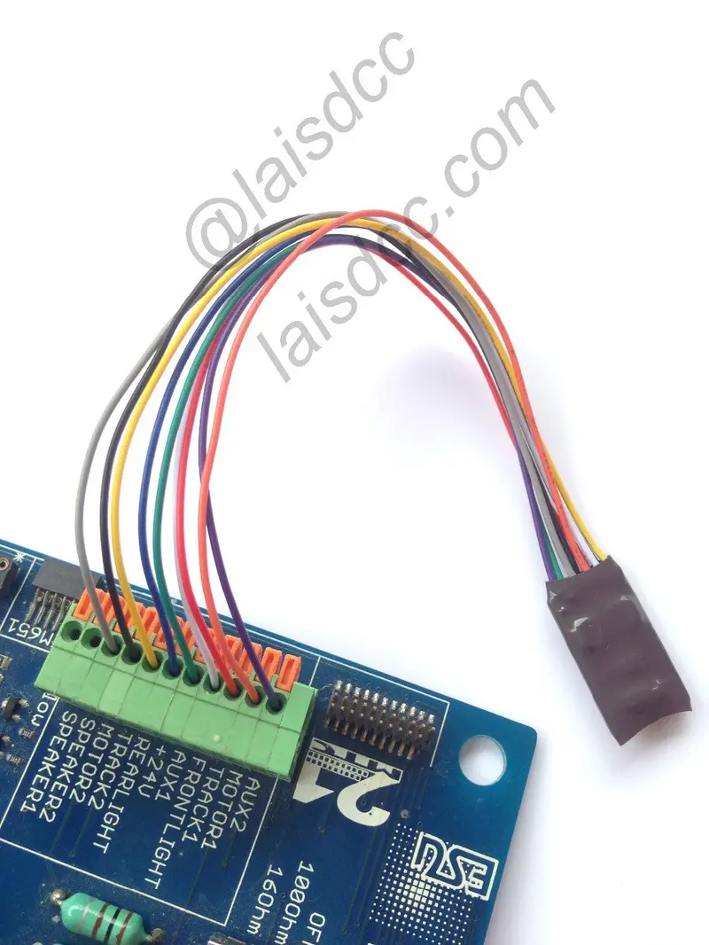 Dcc Loco Decoder For Ho & N Scale Model Train With 4 Function With 9 Wire And Stay Alives Wires 870014/Laisdcc/Kungfu Serie 1