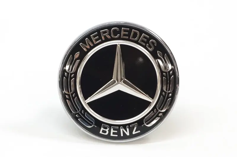 Emblema De Cofre Original Para Mercedes Benz C300 2018 1