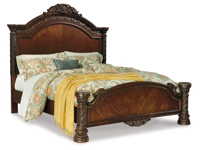 North Shore Queen Panel Bed With Dresser And Nightstand #B553 1
