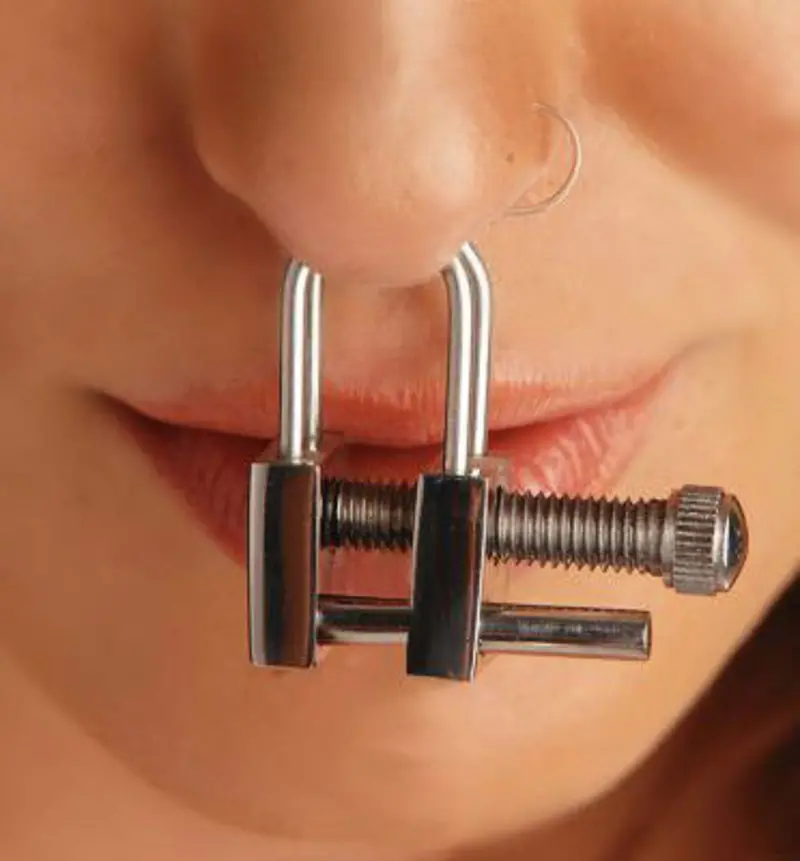 Nose Shackle Stainless Steel Adjustable Nose Clamp. 1