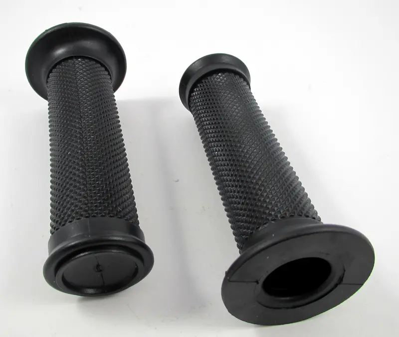 Race Grips Closed End 1
