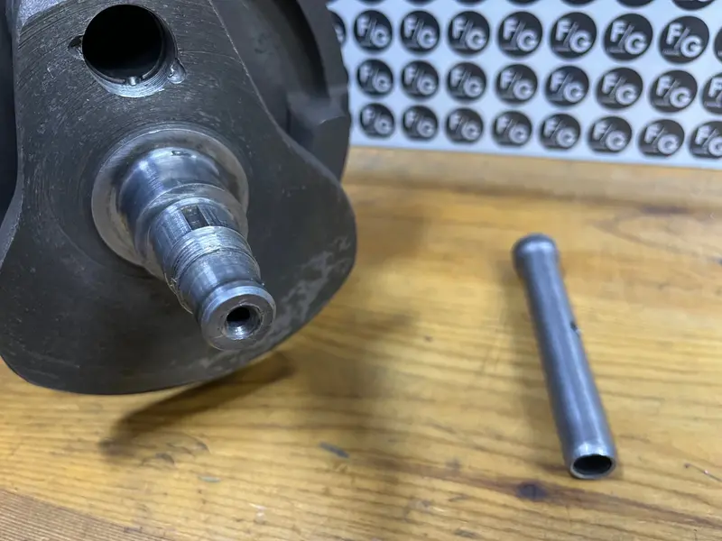 Triumph Crankshaft Sludge Tube 70-3903 1