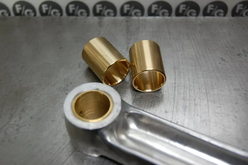Triumph Wrist Pin Bushing Set 1