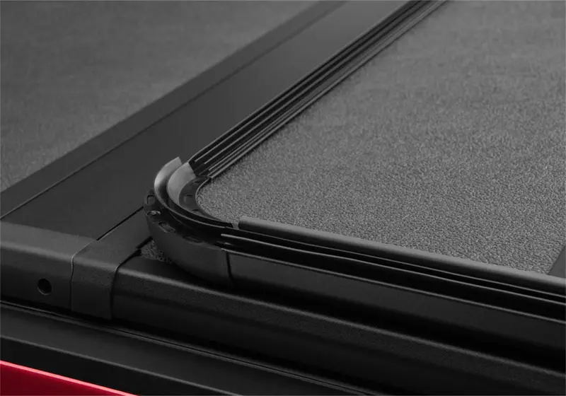 Extang Solid Fold 2.0 Tonneau Cover – Silver, Fits 2020–2022 Chevy Silverado/Sierra 2500Hd/3500Hd 6'9" Beds (No Factory Side Storage) 1